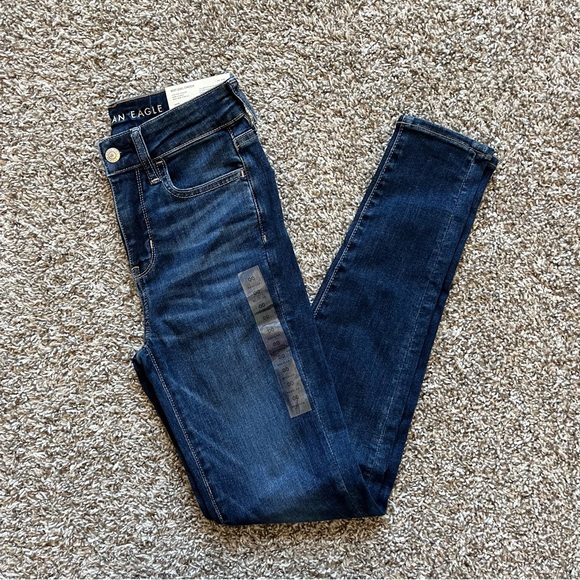 American Eagle High Rise Jegging - New With Tags - Picture 1 of 9